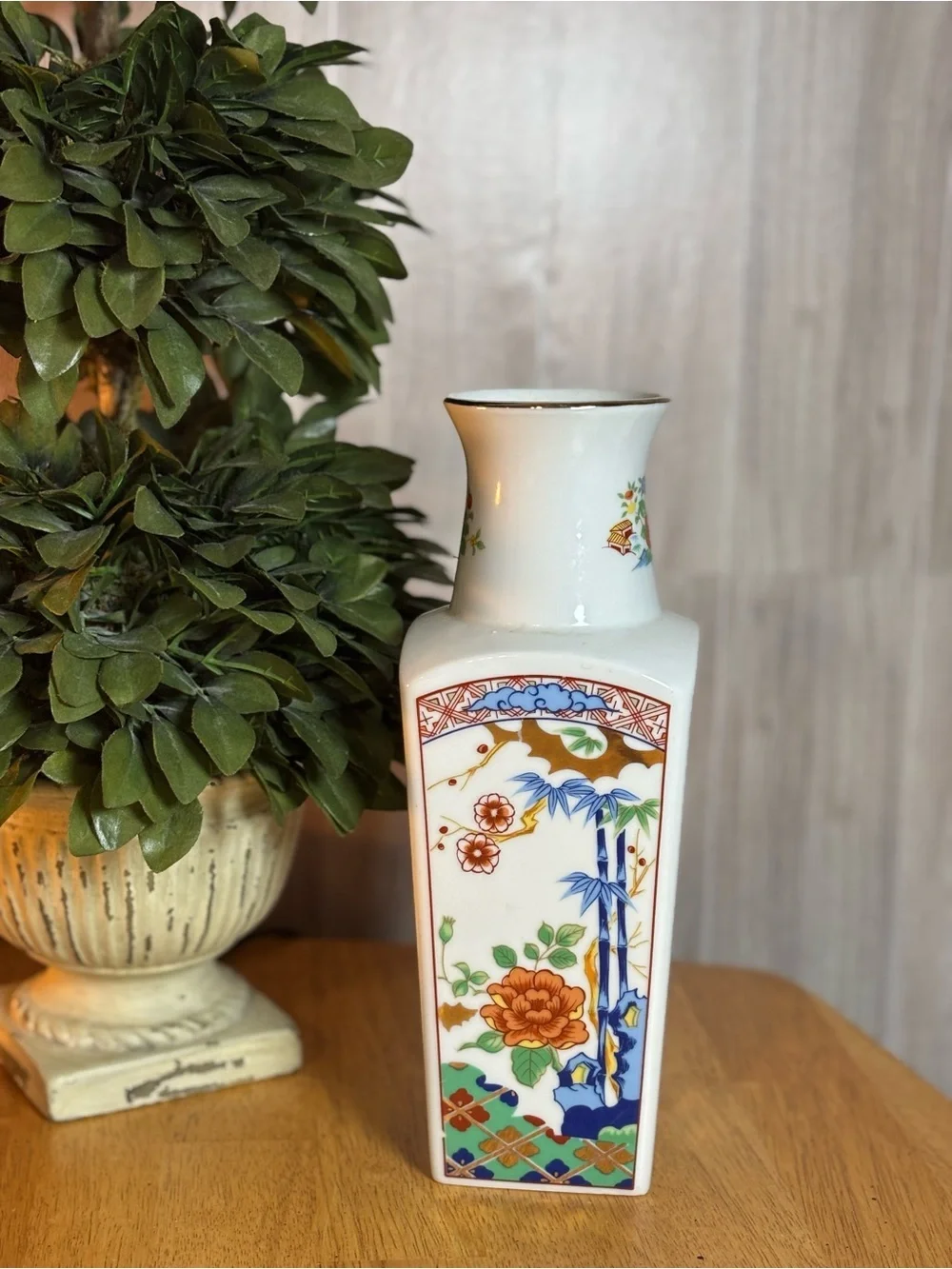 Vintage Miyako Imari Ware Handcrafted Porcelain Square Vase Excellent Condition